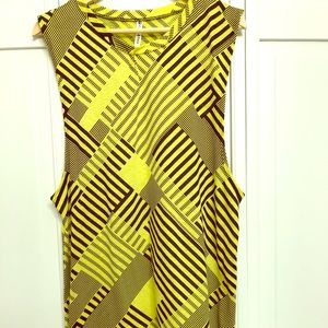 EUC✅ Fabletics Yellow & Black Print Tank Top Large